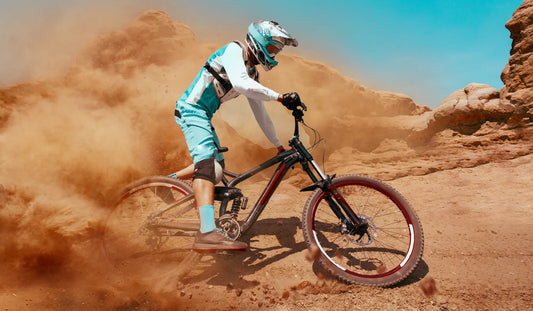 Casque vélo mentonnière : sécurité optimale | Casque Velo Pro, France & Belgique