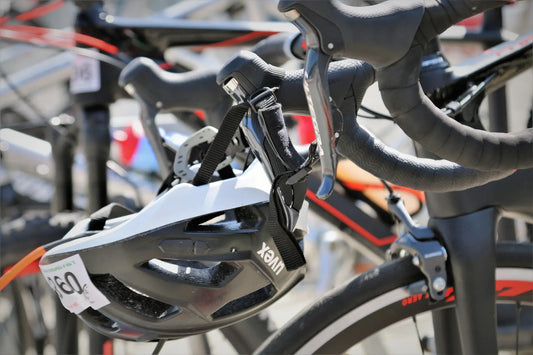 Pourquoi choisir un site spécialisé casque vélo ? | Casque Velo Pro, France & Belgique
