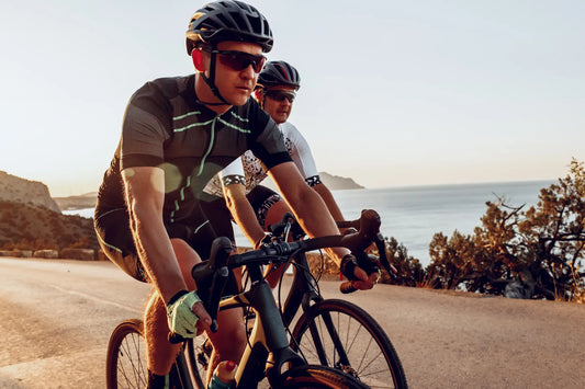 Pourquoi un casque léger est crucial pour le vélo de route ?